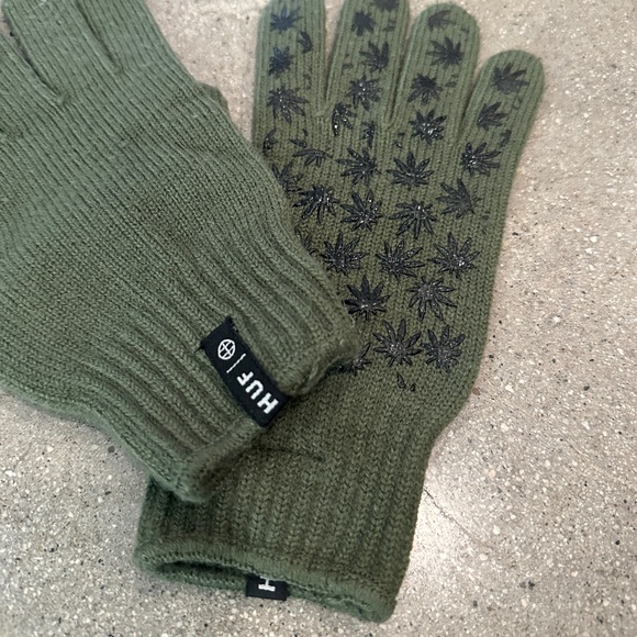 HUF Knit Gloves - Picture 2 of 4